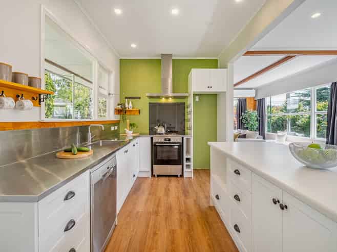 12 Manuka Street, Stokes Valley