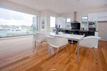4 Rauiri Drive, One Tree Point
