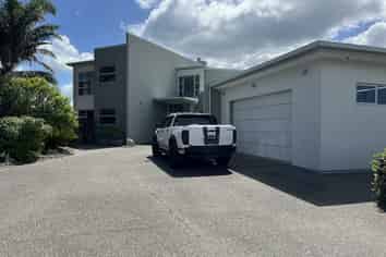 4 Rauiri Drive, One Tree Point