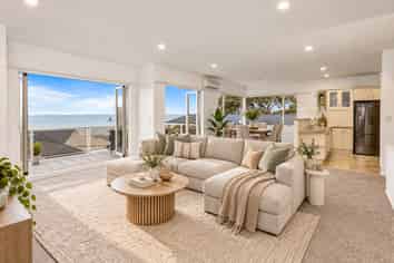 1019A Whangaparaoa Road, Manly