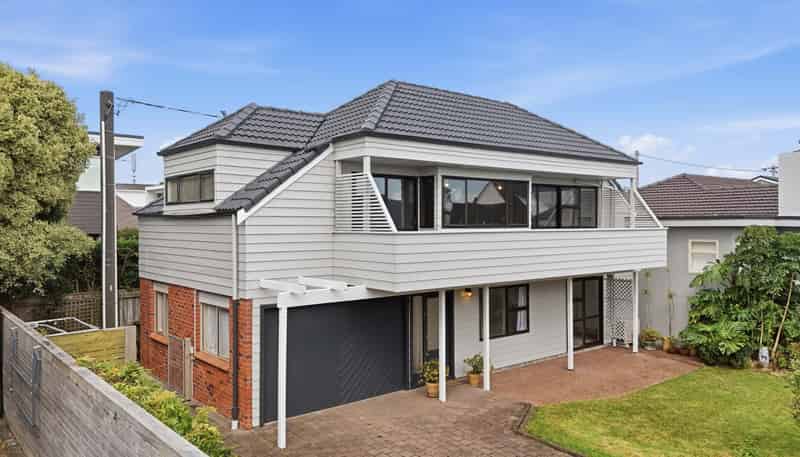 2/13 Saltburn Road, Milford