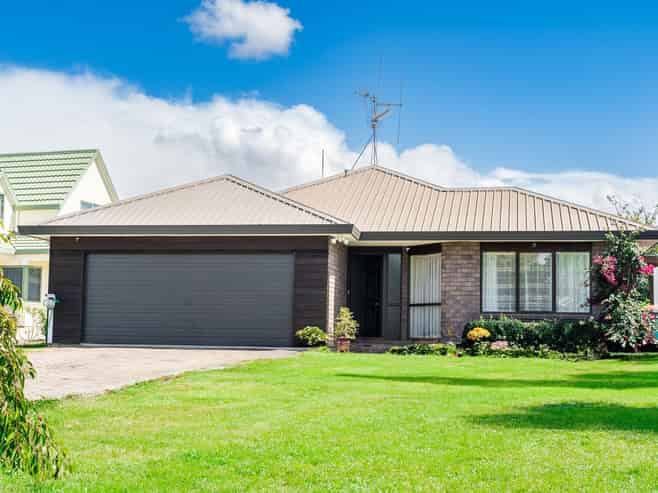 1 Melfort Place , Grandview Heights