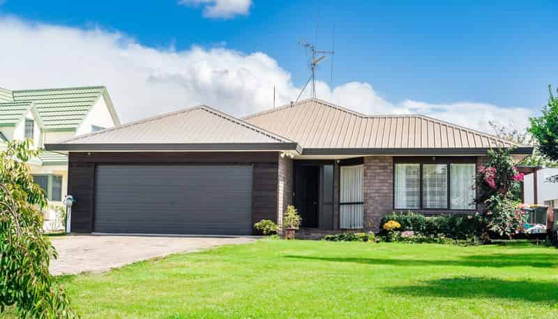 1 Melfort Place , Grandview Heights
