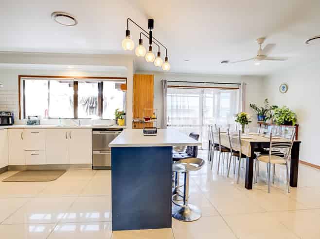 1 Melfort Place , Grandview Heights