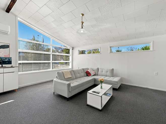 1 Barron Crescent, Fenton Park