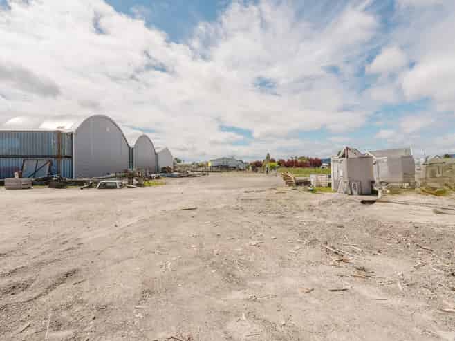 Industrial yard space in Edgecumbe!
