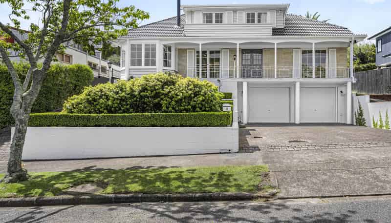 6 Stoneyroyd Gardens, Remuera