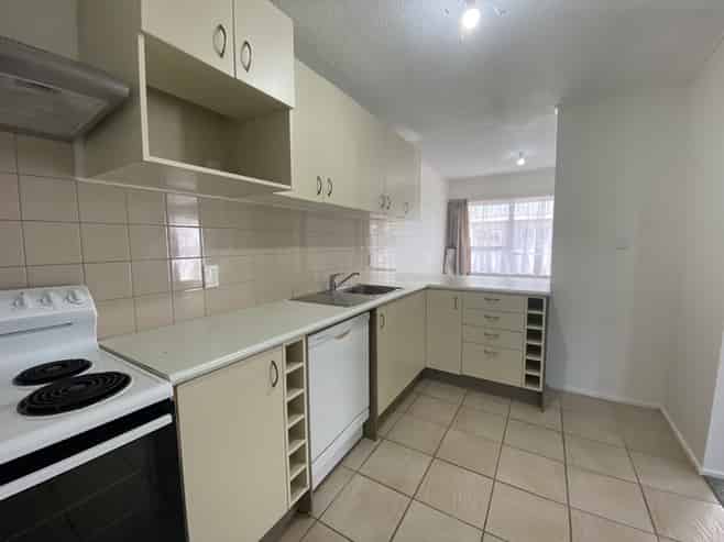 12/11 Rotoiti Street, Johnsonville