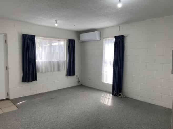 12/11 Rotoiti Street, Johnsonville