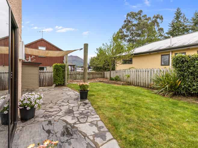 21 Aeolus Place, Wanaka