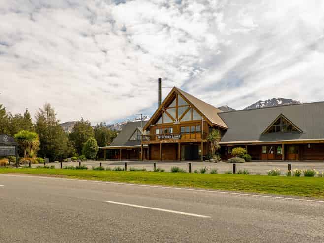 Mt Lyford Lodge - A landmark Alpine opportunity