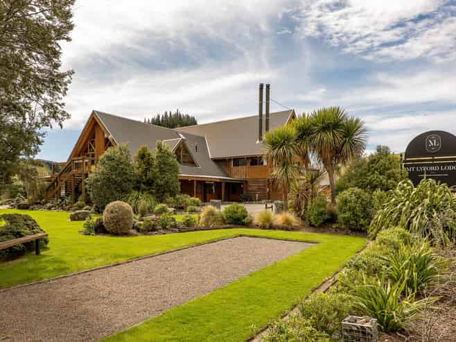 Mt Lyford Lodge - A landmark Alpine opportunity
