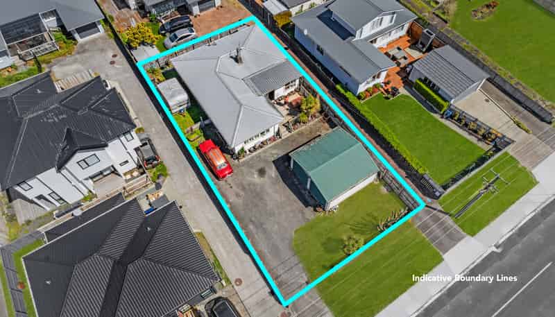 105A Wharf Road, Te Atatu Peninsula