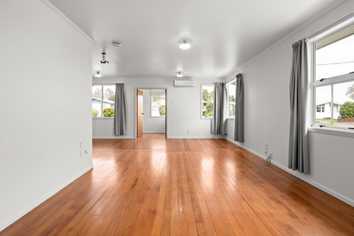 6 Forth Crescent, Glenview
