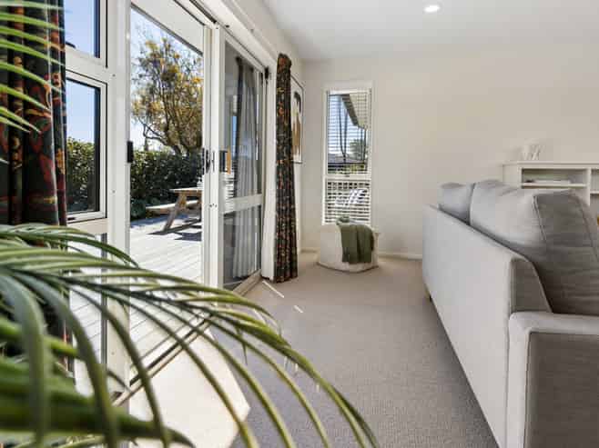 13 Springswood Grove, Springlands