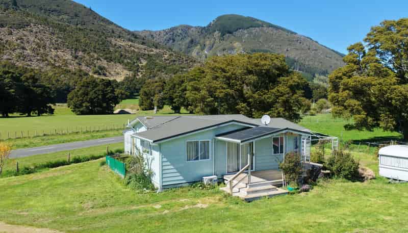 574 East Takaka Road, East Takaka