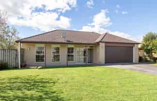 13 Harris Place, Ngatea