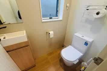454B Albany Highway, Albany