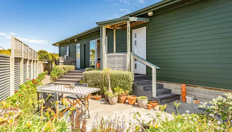 22 Longbeach Drive, Castlecliff