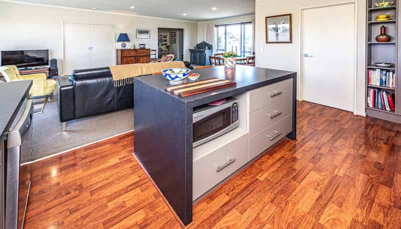 22 Longbeach Drive, Castlecliff