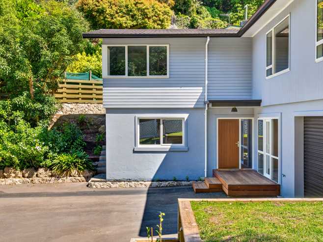 14 Priestley Road, Bluff Hill