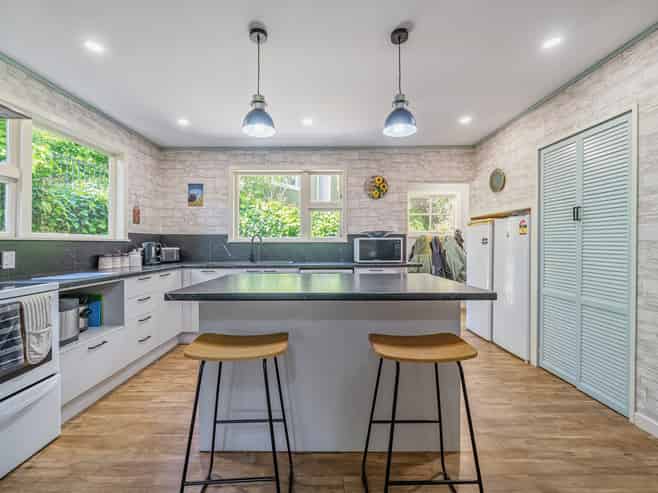 3 Wyndham Road, Pinehaven