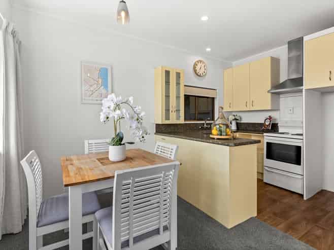 1/140 Te Mata Road, Havelock North