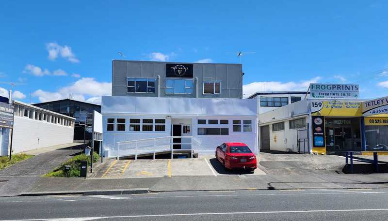 161-167 Apirana Avenue, Saint Johns