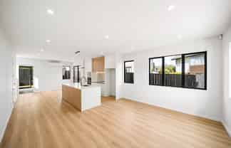 10E Radcliffe Street, Glen Innes