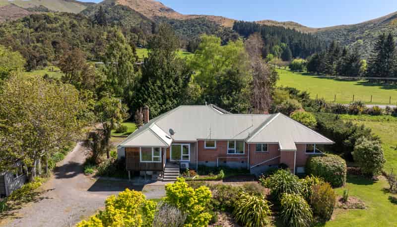 380 Ashley Gorge Road, Starvation Hill