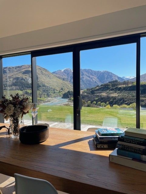 Peaceful Rural Living in a Fully Furnished Home with Incredible Views