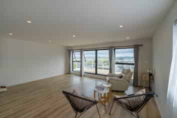 42 Ascension Crescent, Orewa