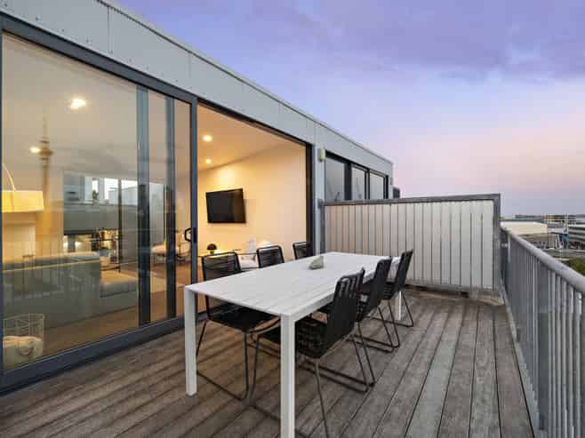 15 The Boardwalk, Freemans Bay