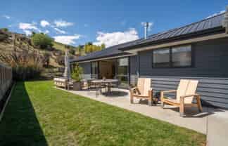 15/15A Toni's Terrace, Lower Shotover