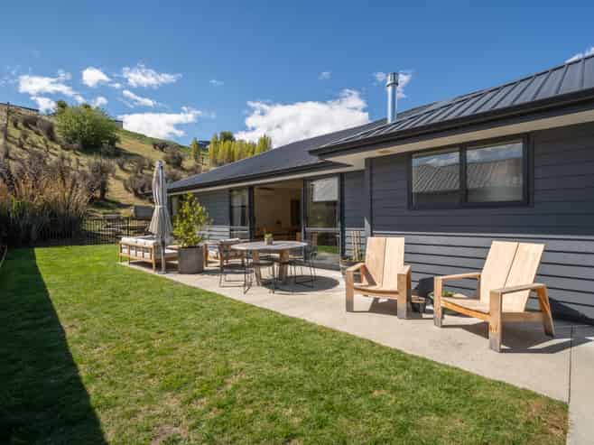15/15A Toni's Terrace, Lower Shotover