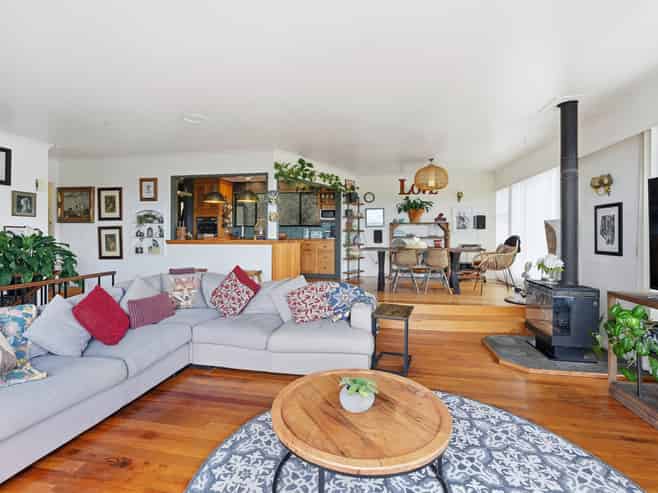 6 Westbourne Avenue, Pomare