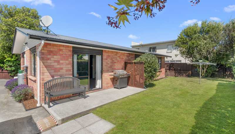 2/75b Bordesley Street, Phillipstown