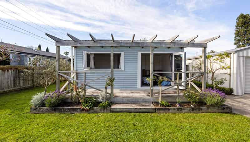 124 Albert Street, Hamilton East
