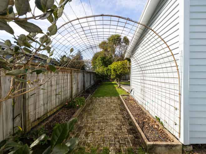 124 Albert Street, Hamilton East