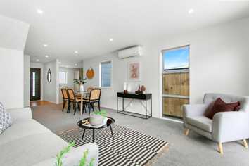 28A Barber Grove, Moera