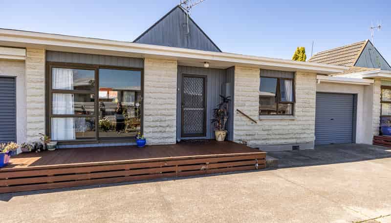 2/2 Ypres Street, Greenmeadows