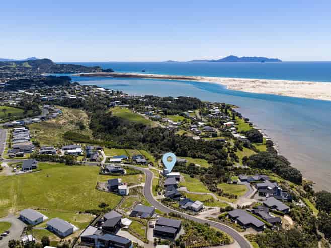 30 Jordan Street, MANGAWHAI HEADS