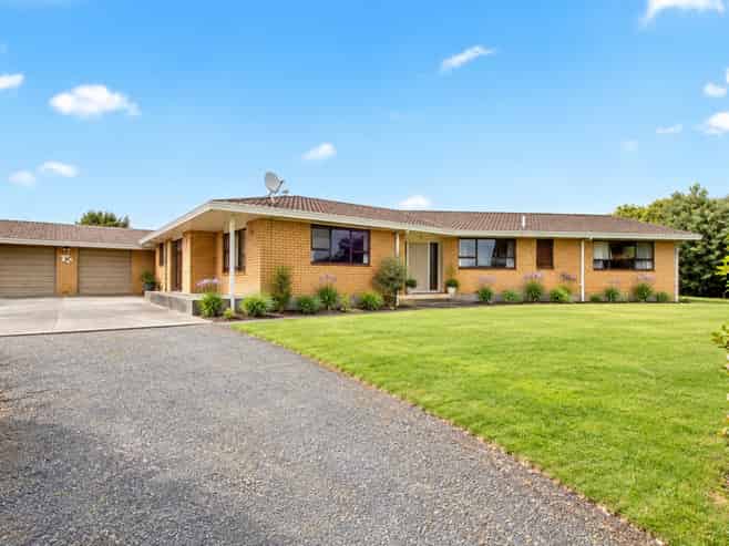 1087 Hetherington Road, Huntly