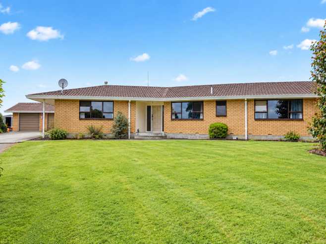 1087 Hetherington Road, Huntly