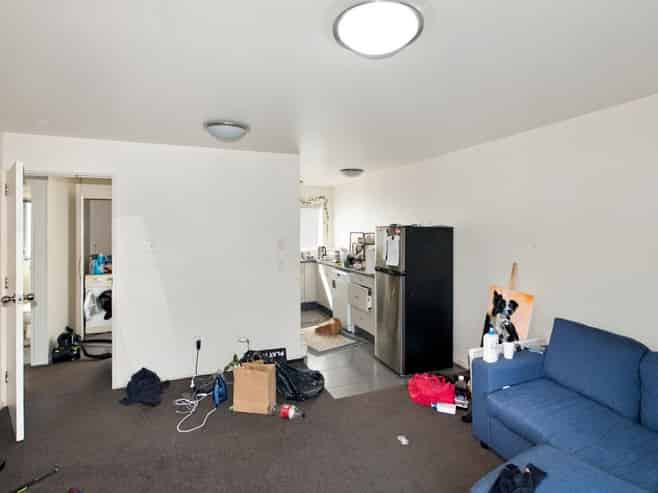 1-5/2 Douglas Street, Lincoln