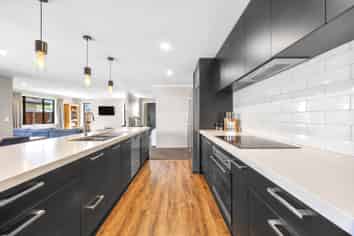 27 Minerva Crescent, Woodend