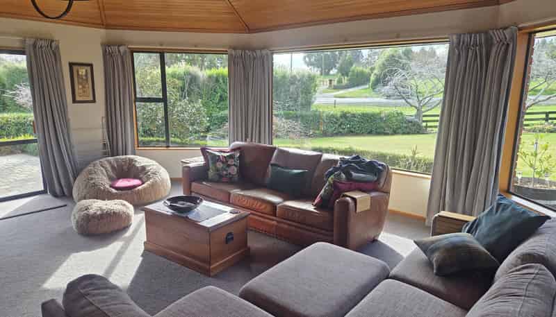 275 Homestead Road, Weston