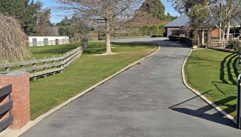 275 Homestead Road, Weston
