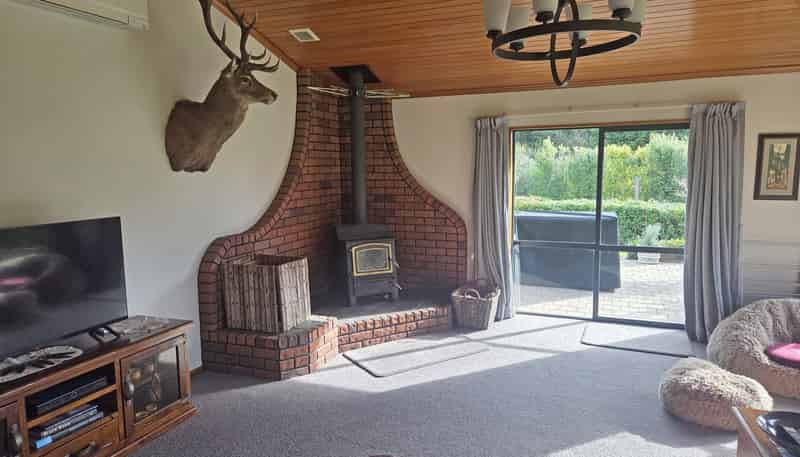 275 Homestead Road, Weston