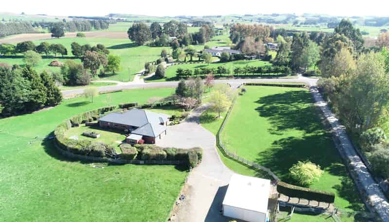 275 Homestead Road, Weston